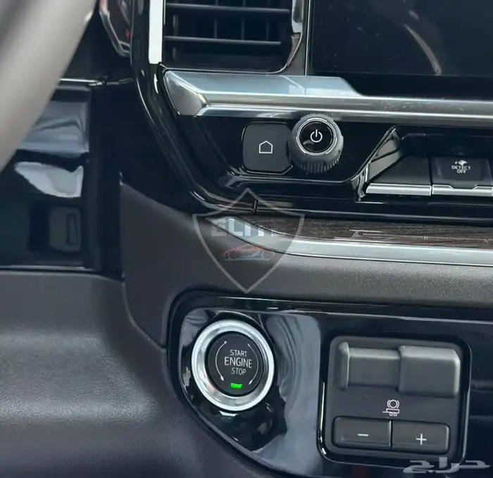 سلفرادو 2025 غمارتين تريل بوس (فل أعلى نوع) 12