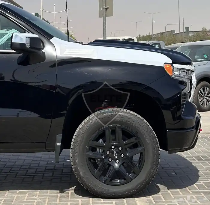 سلفرادو 2025 غمارتين تريل بوس (فل أعلى نوع) 3