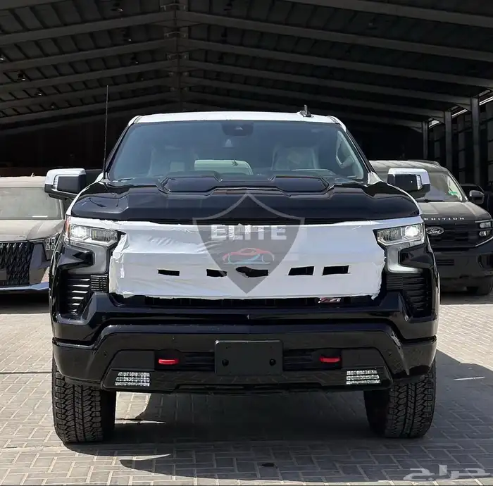 سلفرادو 2025 غمارتين تريل بوس (فل أعلى نوع) 1