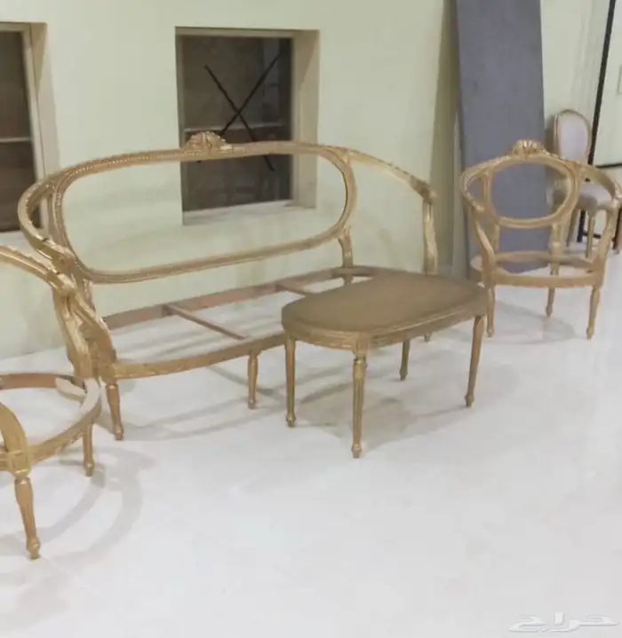 للبيع كنب كلاسيك خشب زان 2