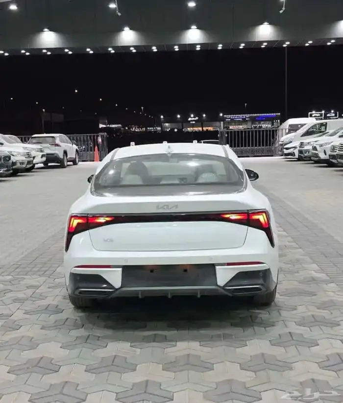 كيا k5 ستاندر مطور بصمه2025 (كاش او اقساط ينتهي بتمليك 5