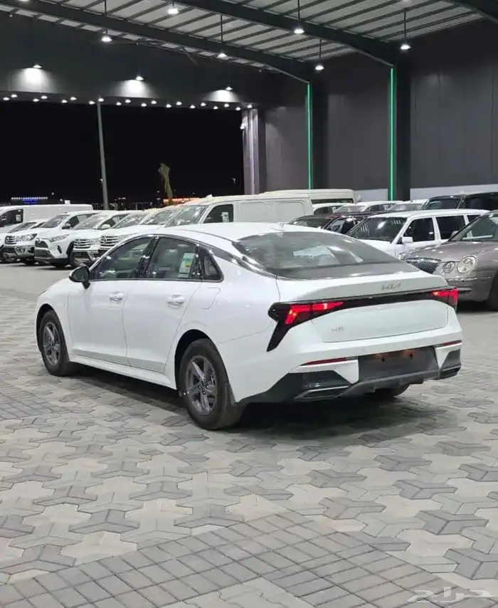 كيا k5 ستاندر مطور بصمه2025 (كاش او اقساط ينتهي بتمليك 4