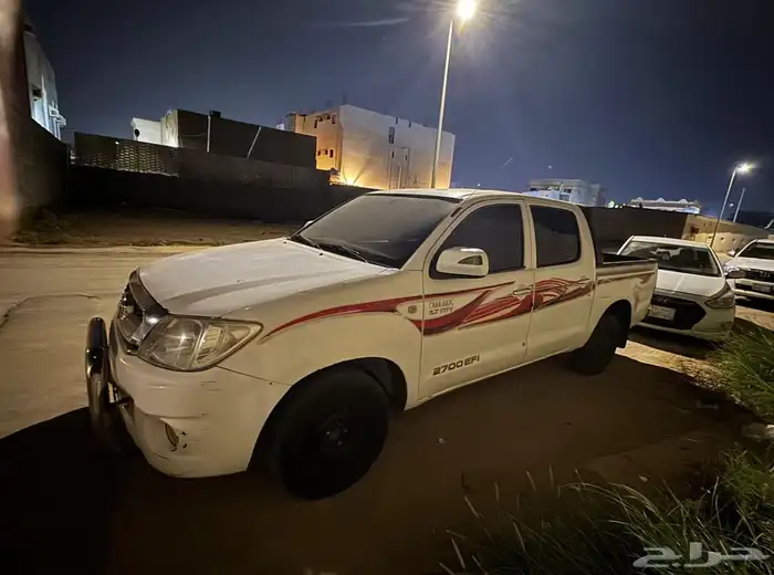 هايلوكس 2010 GLX مفحوص ومجدد للبيع سوم 29 الف والبيع قريب 0