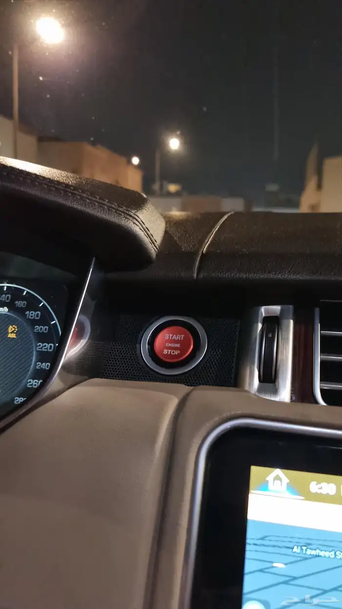 رنج روفر اوتوبيغرافي 2014 محول 2020 بلاك اديشن 24