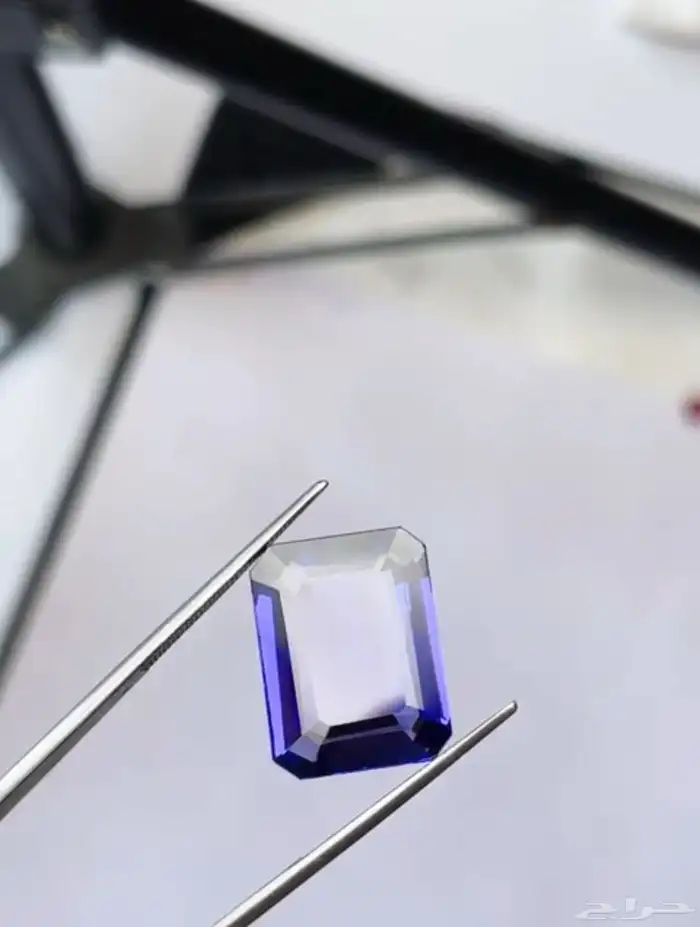 حجر كريم تانزنايت 15.9 قيراط 1