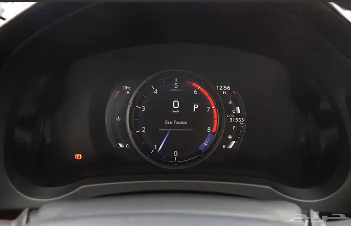 للبيع لكزز IS500 موديل 2023 فل موصفات وارد كندا 10