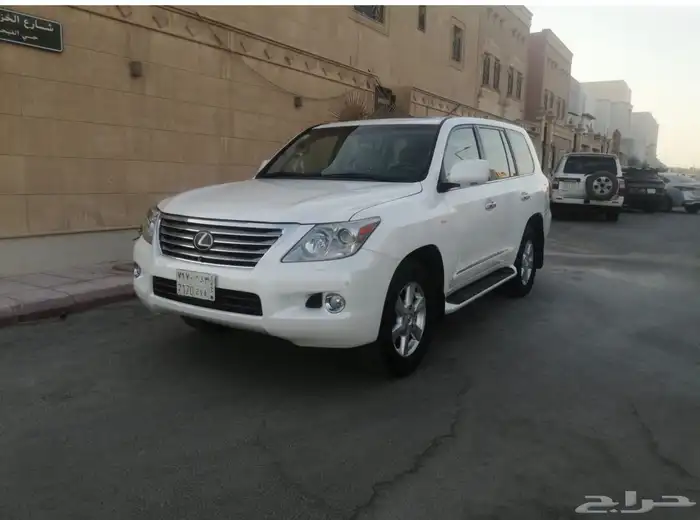 (تم البيع) جيب لكسز 2010 13