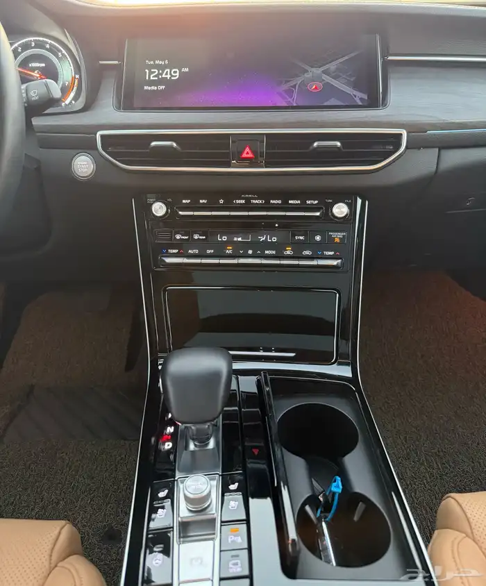 كيا كادينزا 2020 ( بنزين ) فل كامل اعلى نوع شبه جديدة للبيع 16