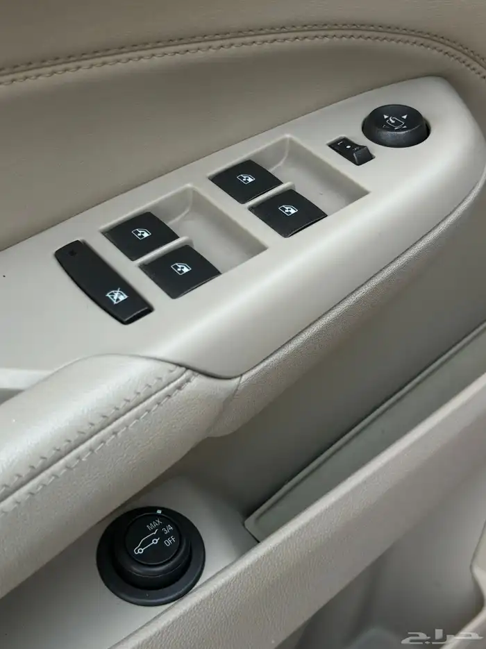 كاديلاك SRX 2010 فل كامل فتحه سقف 20