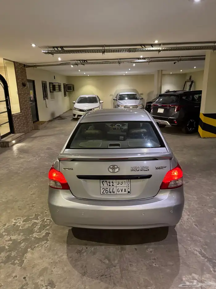 تويوتا يارس 2008 شبه جديده للبيع 3