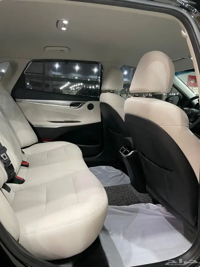 ازيرا موديل 2021 (4سلندر) 15