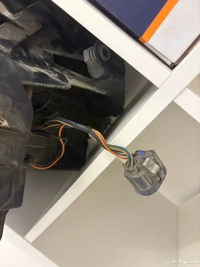 شمعة اكاديا يمين كسر قزاز فقط 2