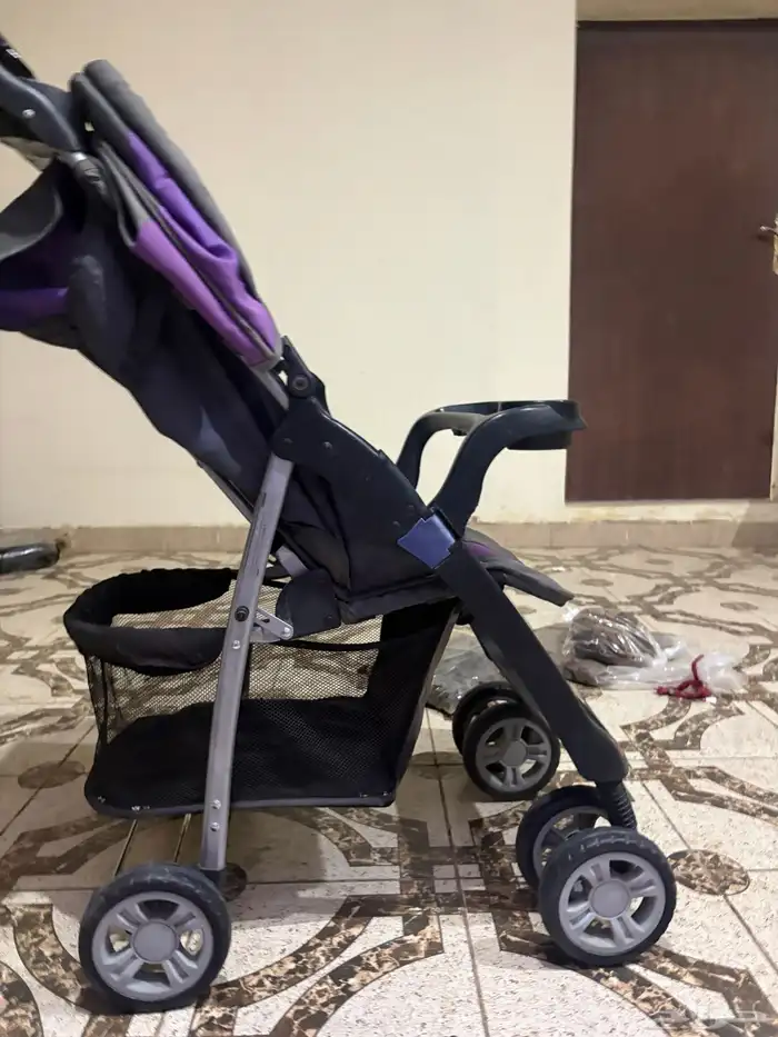 عربية أطفال سوت بمية ريال بمية ريال 0