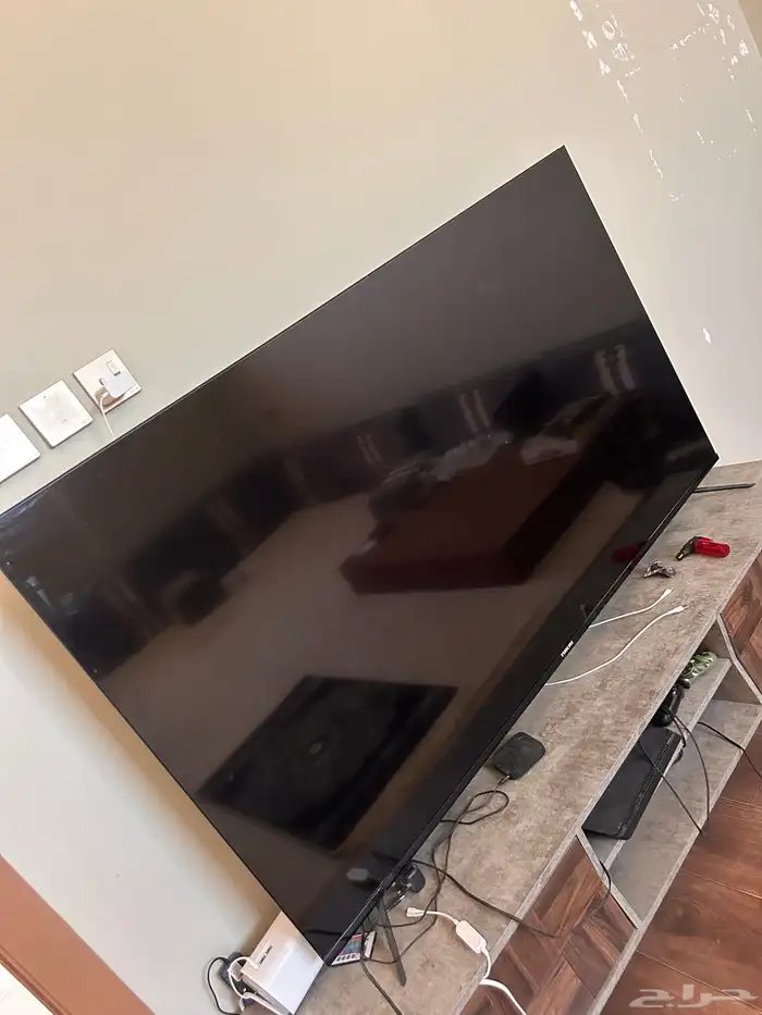 شاشة ذكية NIKAI حجمه 70 بوصه 4k تدعم واي فاي وباقي مميزاته 2