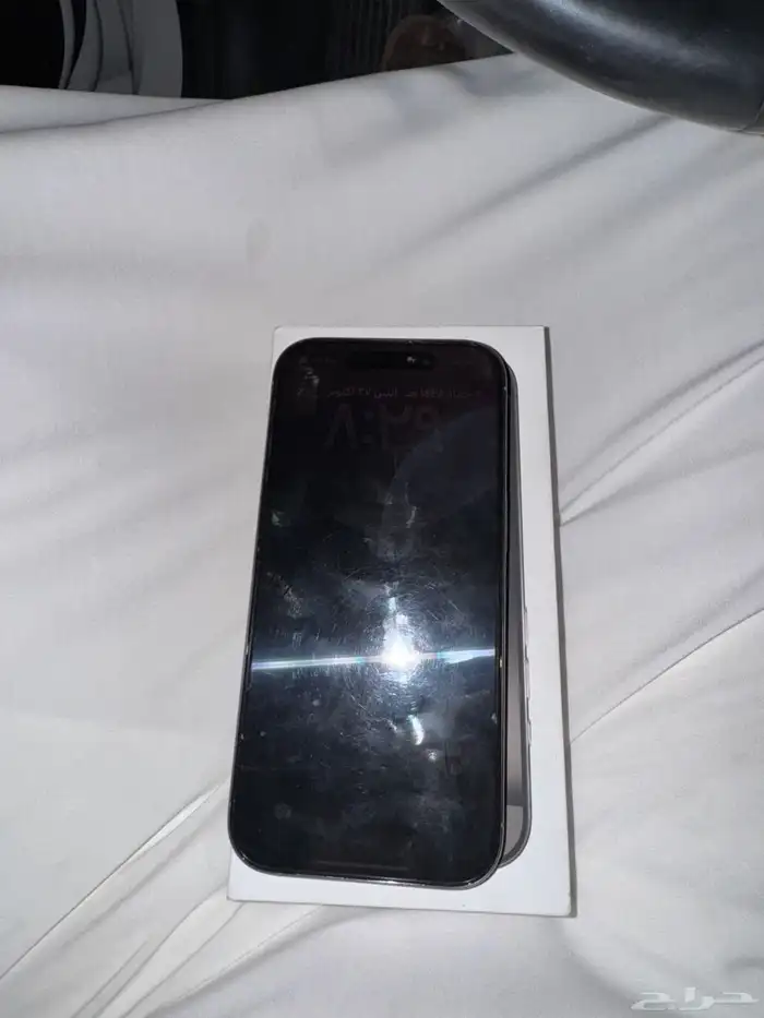 ايفون 16 بروا للبيع استخدام شهر ونص والبطاريه 100 ونظيف 4