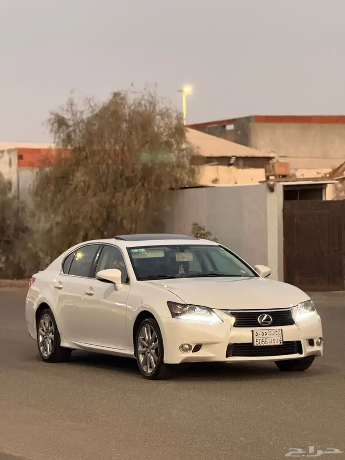 لكزس GS 2014 5