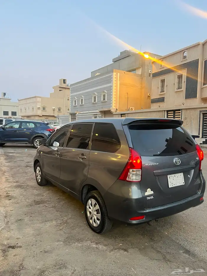 تايوتا افانزا 2015 للبيع 3