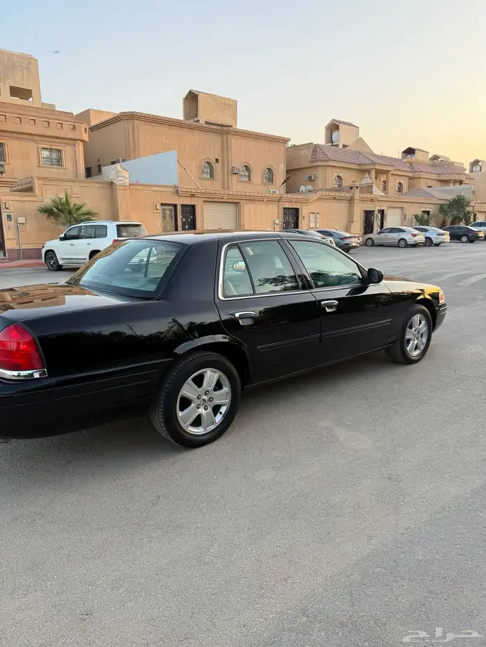 فورد فكتوريا 2011 نظيف جدا 15