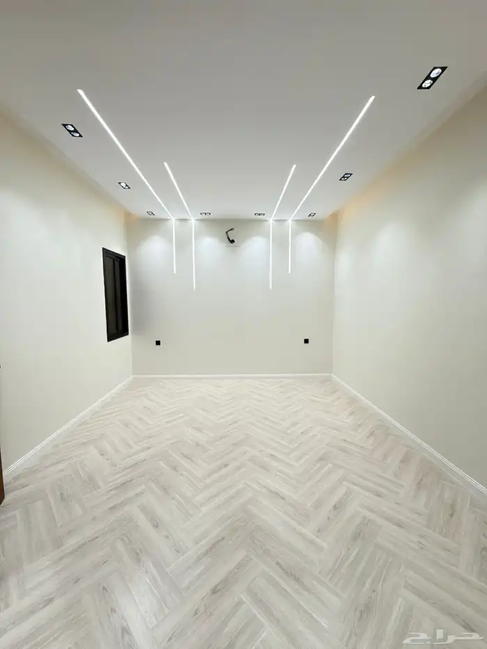 للبيع شقق ارضيه وعلويه بحي الموسي وسط الخدمات وحديقه 37