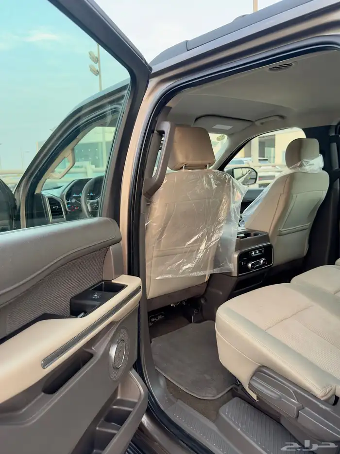 فورد اكسبيدشن 2019 - دبل XLT . طويل 7