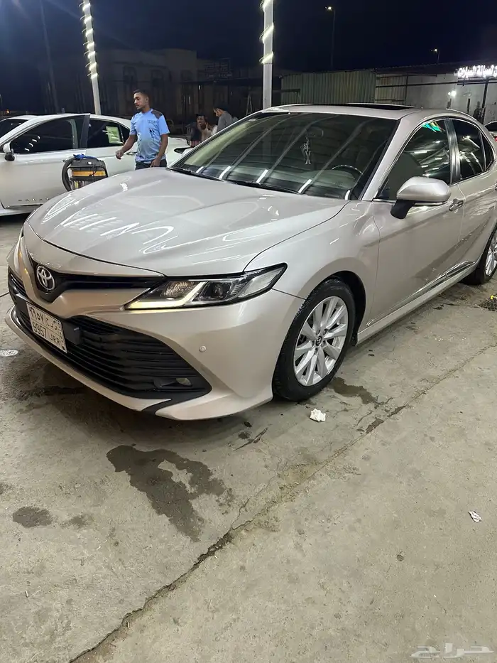 للبيع كامري 2018 6
