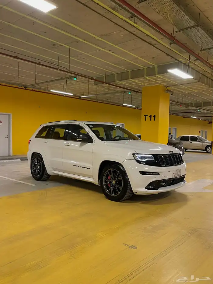 جيب شروكي SRT 2014 2