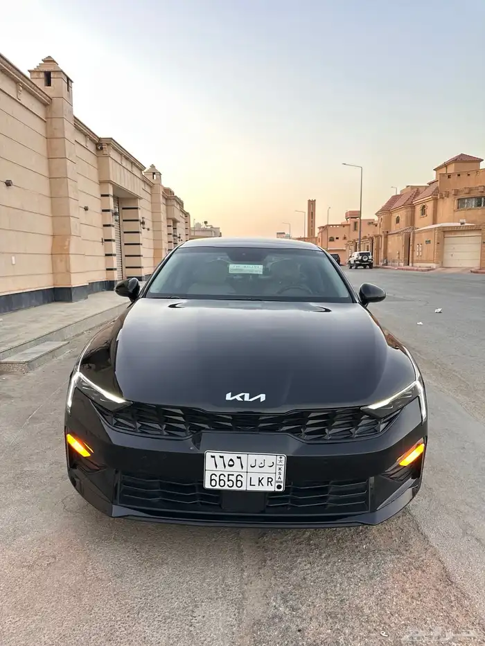 كيا K5 فل كامل 2024 بحالة الوكالة 6