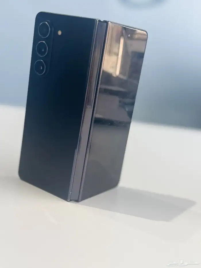 جلكسي zd fold 5 نظيف جدا 13