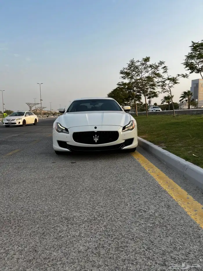 maserati quatropotre gts v8 black edition 0