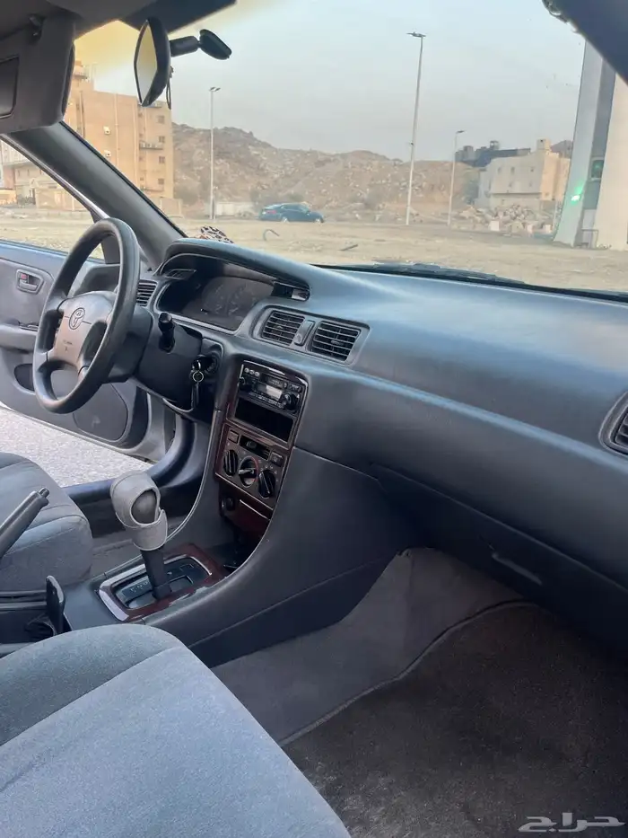 كامري 2002 نظيفة تماتيك 18