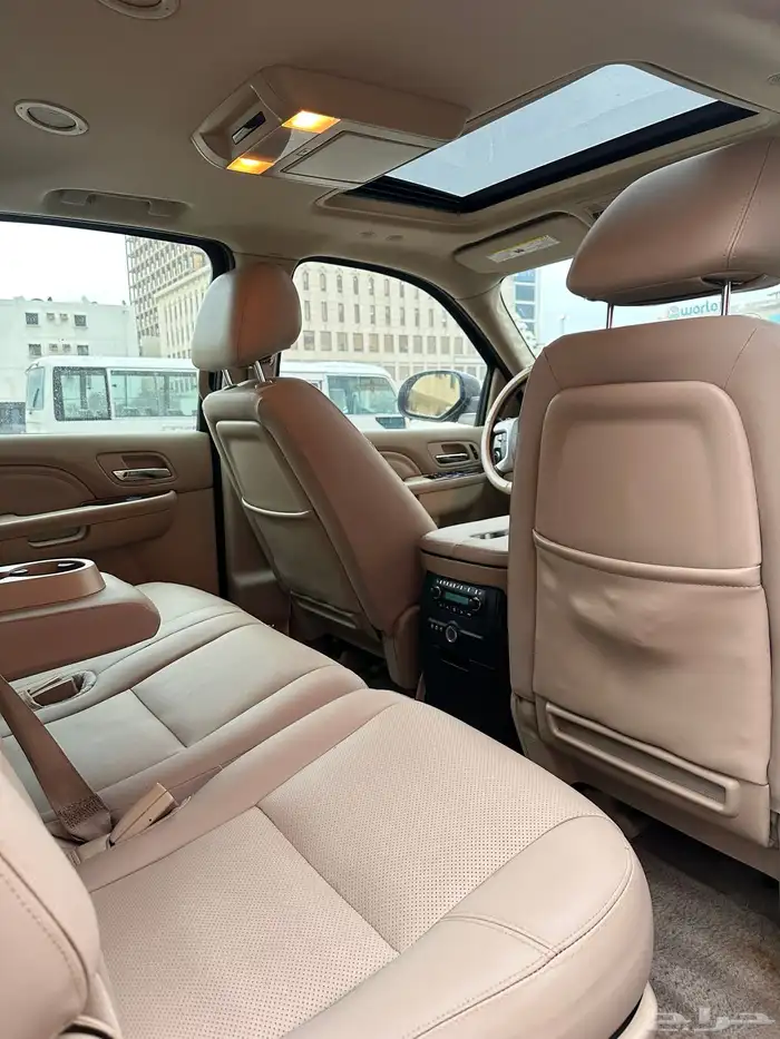 كاديلاك اسكاليد 2011 فل كامل الجميح 74