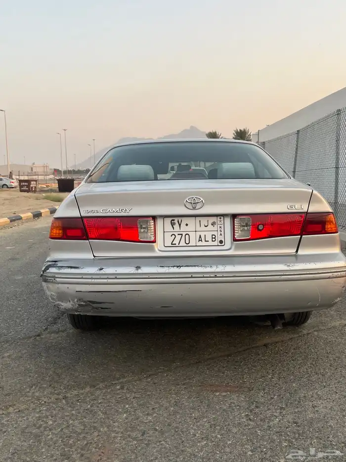 كامري 2002 نظيفة تماتيك 8