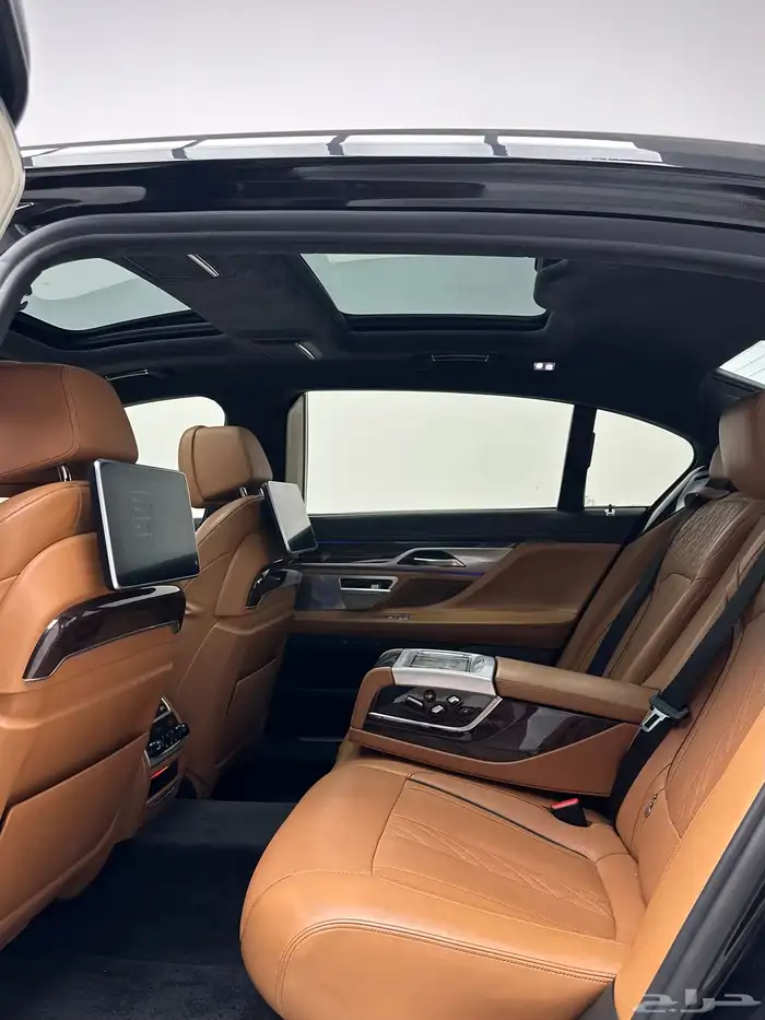 بي ام دبليو 2019 8