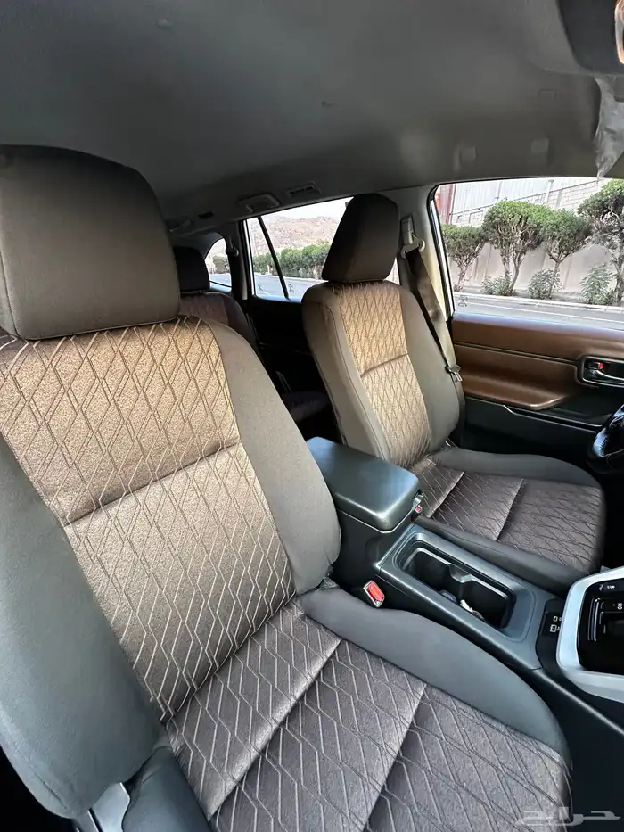 انوفا بنزين GL 2024 7