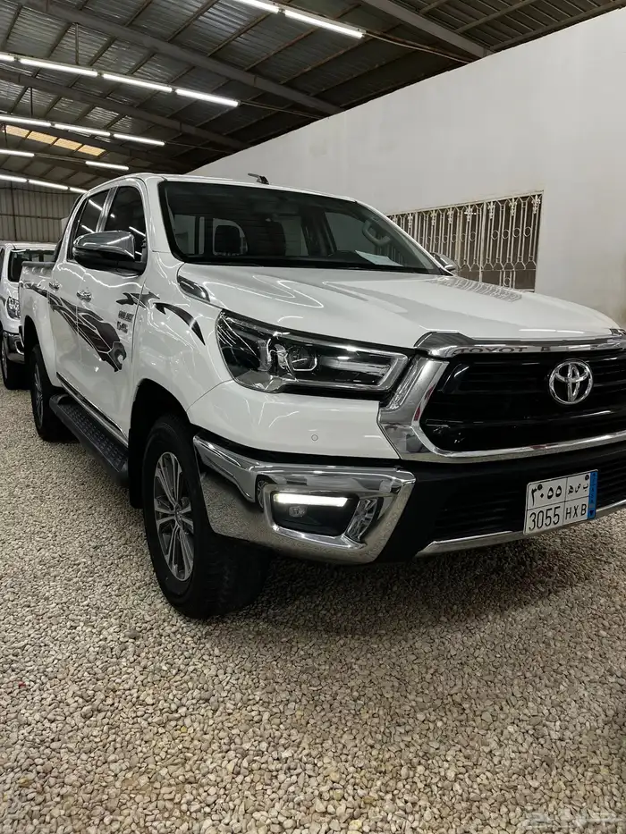 هايلكس ديزل 2023 دبل قير تماتيك 0