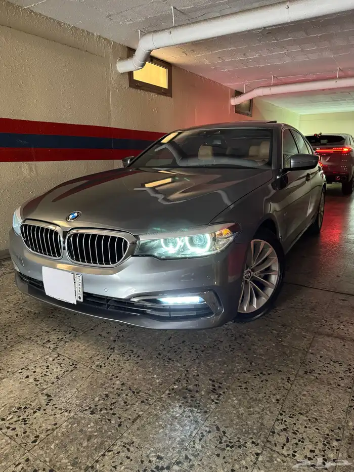 بي ام 530 فل 2017 ماشي 126 الف كيلو قمه في النظافه 6