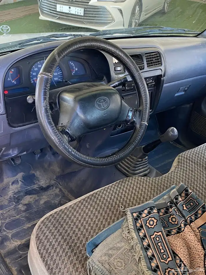 هايلوكس 2000 14