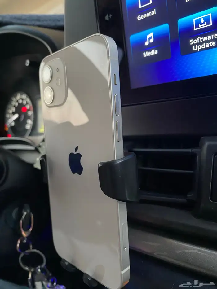 قابل للتفاوضiphone 12 128 0