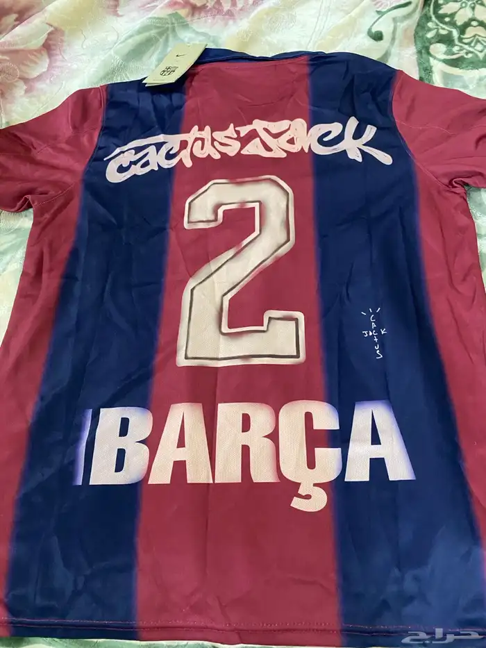 برشلونه تيشيرت ترافيس سكوت 1