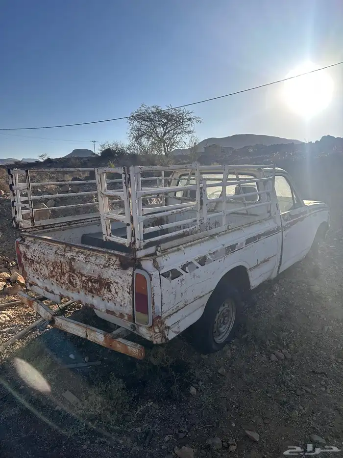 هايلكس 78 قير مكنه شرط للبيع فقط تشلح و البدي مثل ماهو واضح 1