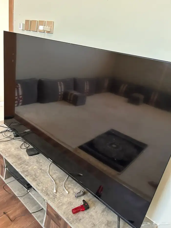 شاشة ذكية NIKAI حجمه 70 بوصه 4k تدعم واي فاي وباقي مميزاته 0