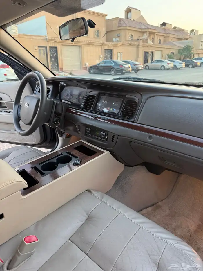 فورد فكتوريا 2011 نظيف جدا 56