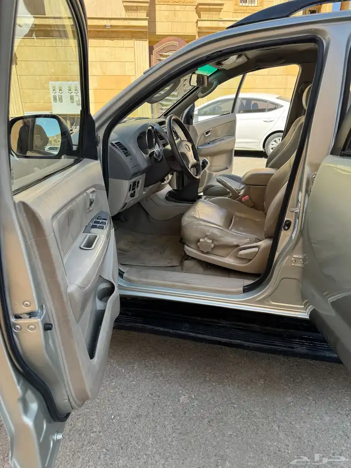 تويوتا فورتشنر2008 16