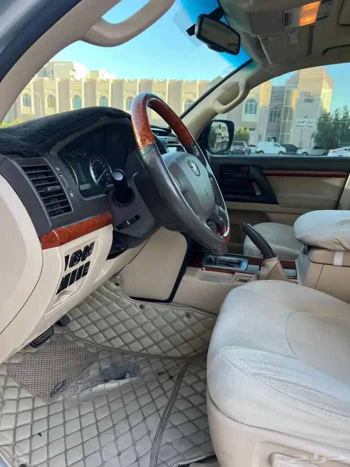 تويوتا لاند كروزر جيب موديل 2013 26