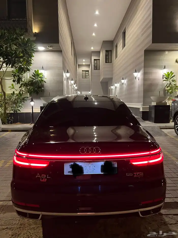 اودي A8L عداد قليل 2020 8