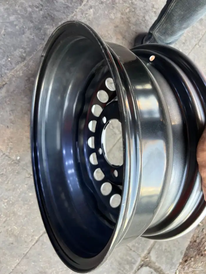 جنوط هلل اصلي وكاله جيب لند كروزر 5 مسمار مقاس 17 7