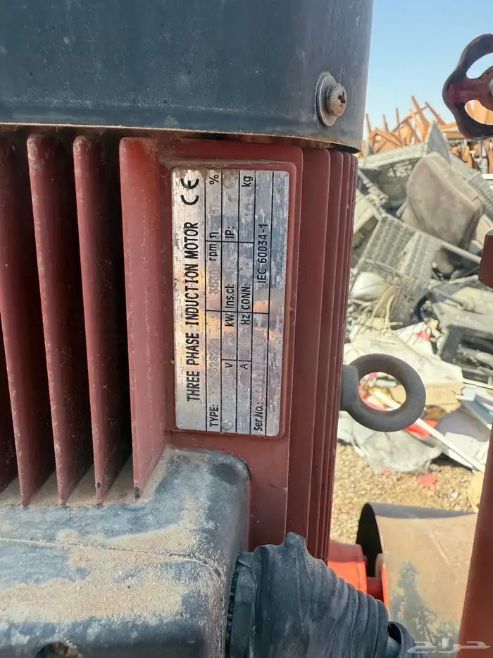 مضخه حريق دفاع مدني ثلاث نضام سيفيكو شغال للبيع مقاس 750 جال 6