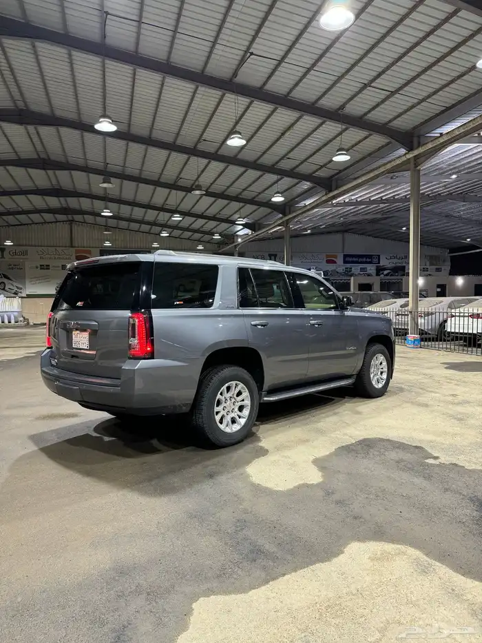 يوكن 2020 SLE عداد 70 الف كم . 4