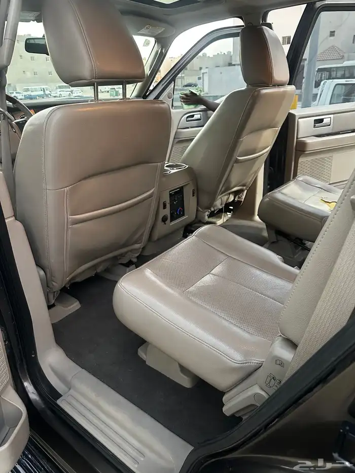 فورد اكسبيدشن 2009 لمتد دبل 11