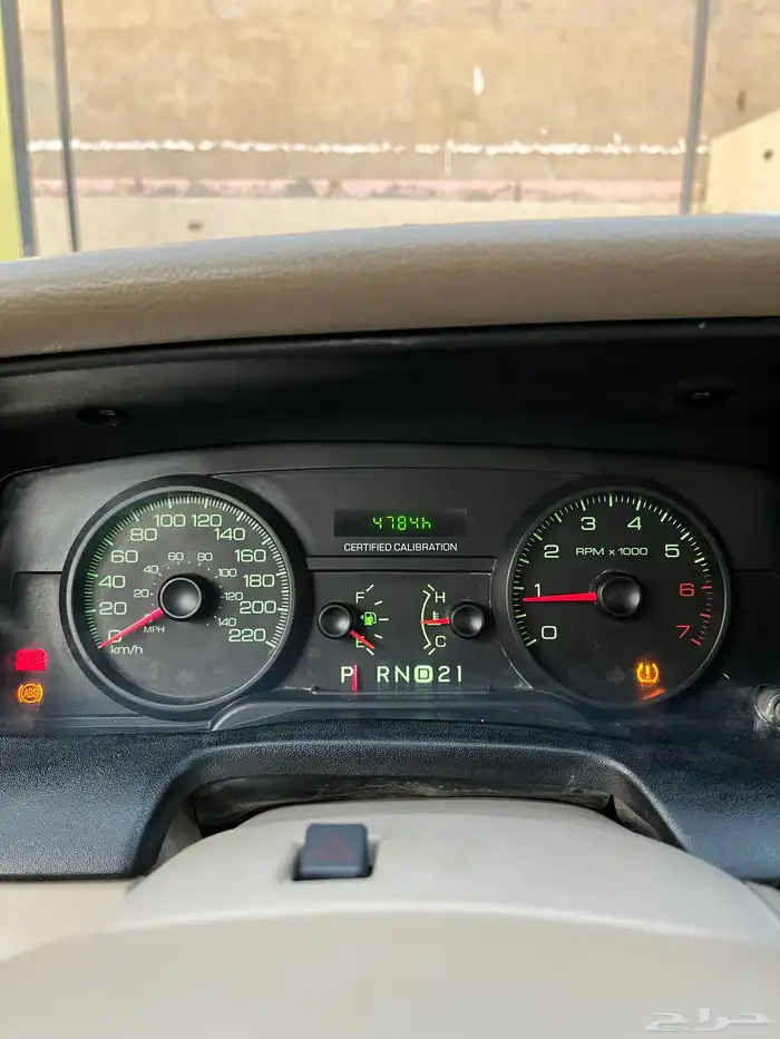 فورد فكتوريا 17